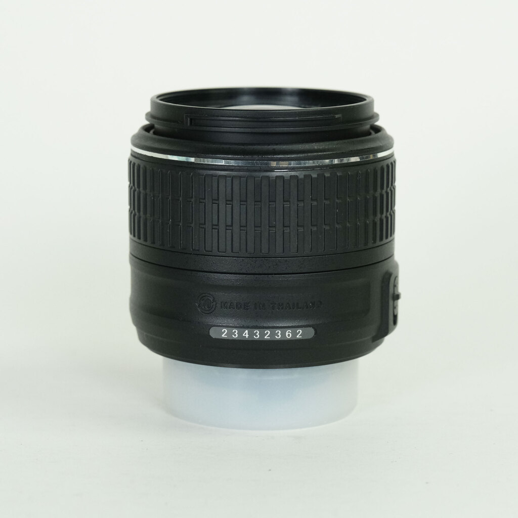 Nikon AF-S DX NIKKOR 18-55mm f3.5-5.6G VR II