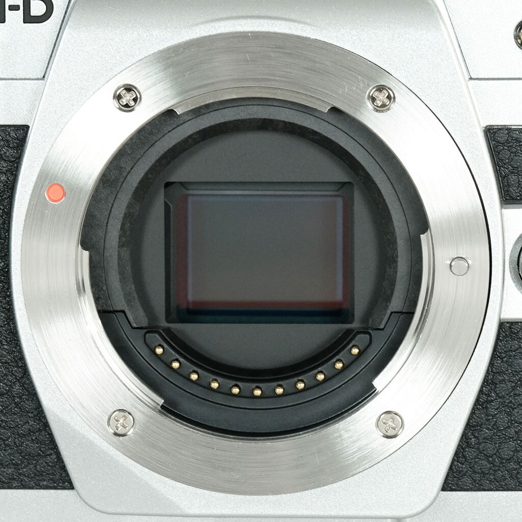 OLYMPUS OM-D E-M10 Mark IV