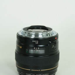 Canon EF85mm F1.8 USM