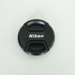 Nikon AF-S DX NIKKOR 18-200mm F3.5-5.6G ED VR II Nikon AF-S DX NIKKOR 18-200mm F3.5-5.6G ED VR II