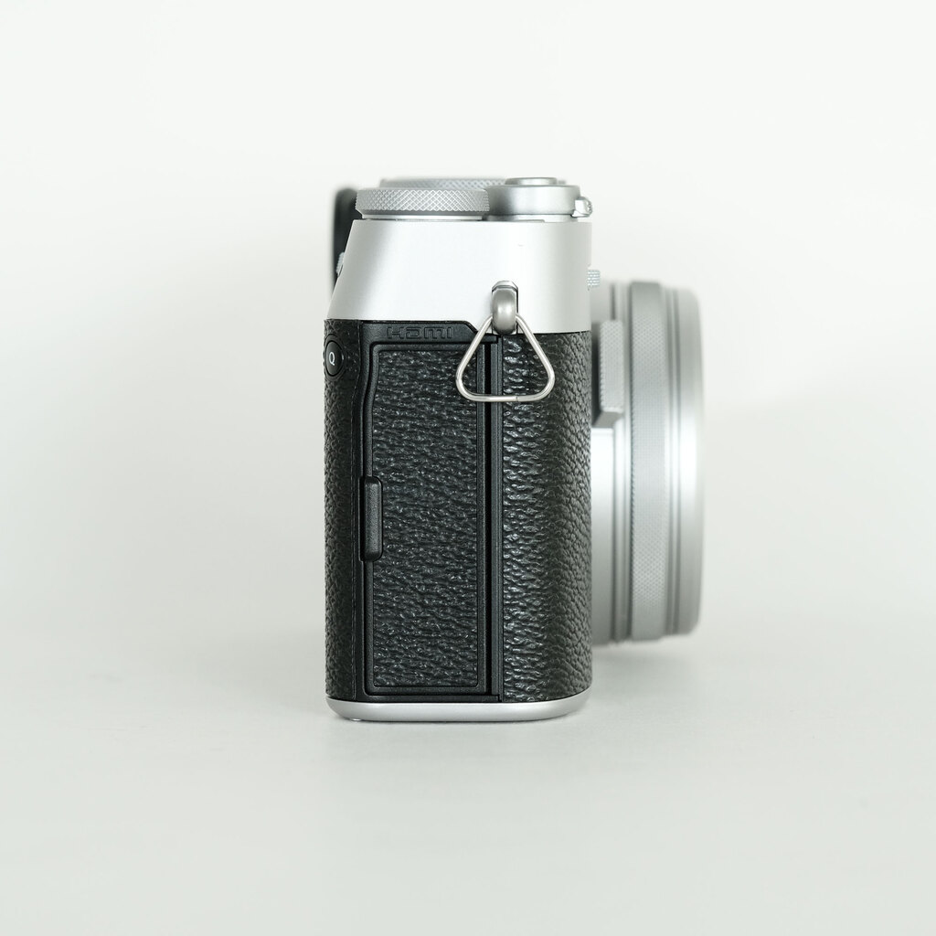 FUJIFILM X100V シルバー