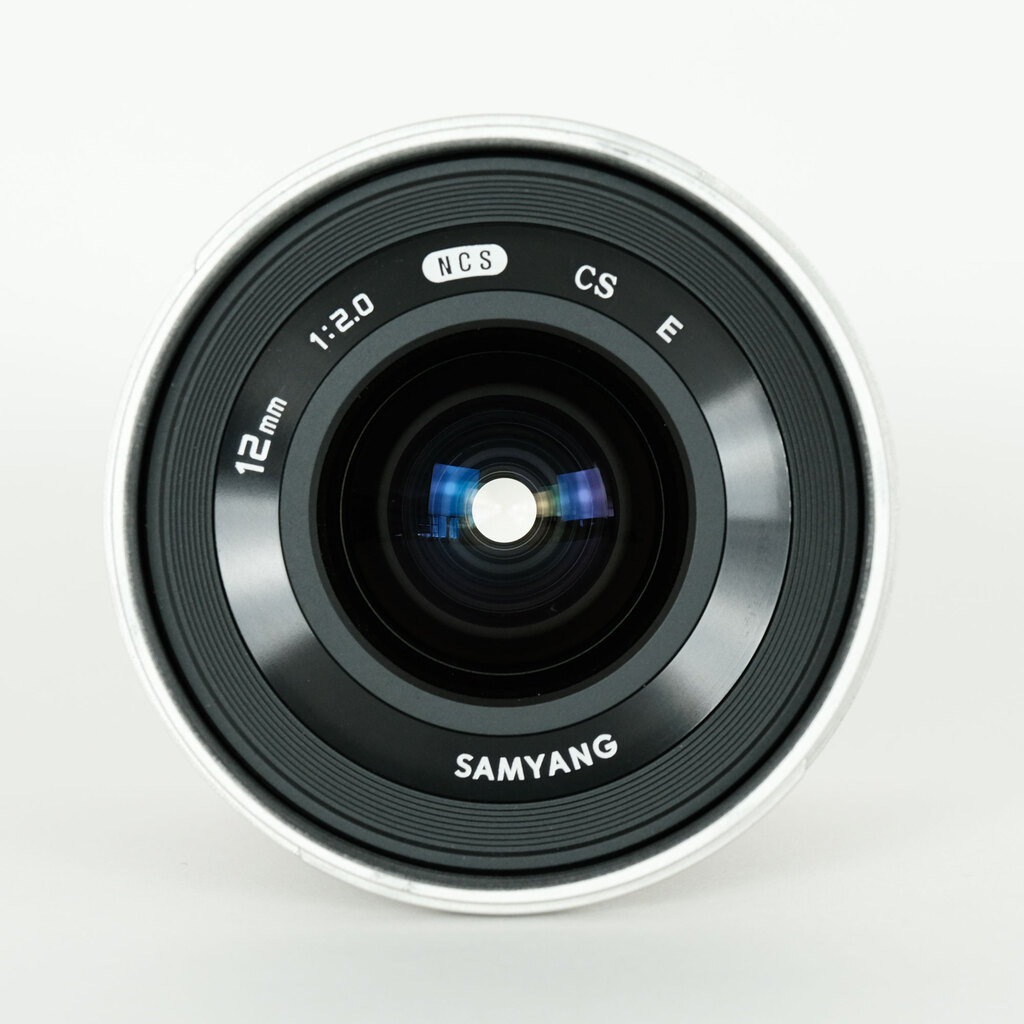 SAMYANG 12mm F2.0 NCS CS (ソニーE用) シルバー