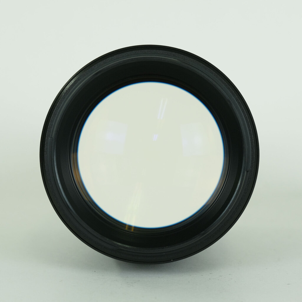 Nikon NIKKOR Z 135mm f/1.8 S Plena