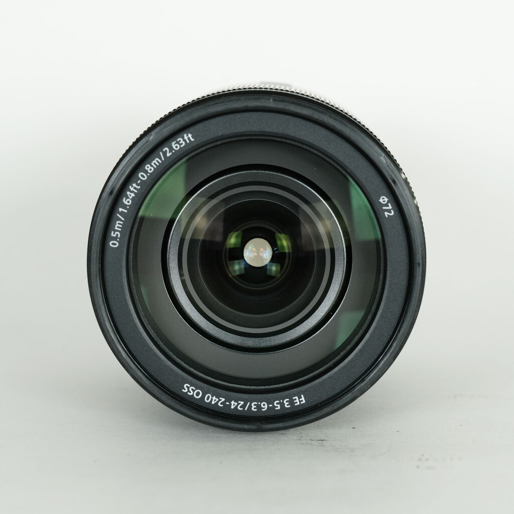 SONY FE 24-240mm F3.5-6.3 OSS SEL24240