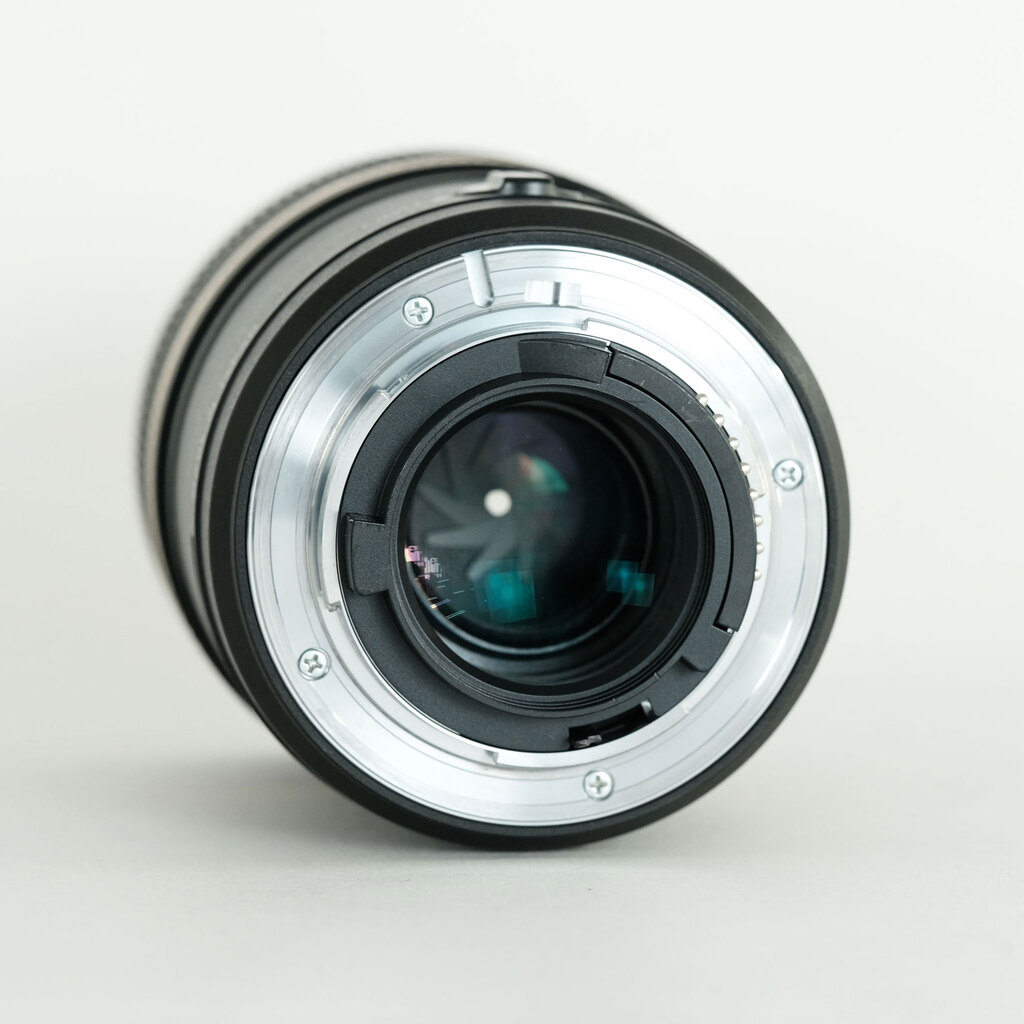 TAMRON SP 90mm F2.8 Di Macro 1:1/Model 272ENII(ニコンF用モーター内蔵) TAMRON SP 90mm F2.8 Di Macro 1:1/Model 272ENII(ニコンF用モーター内蔵)