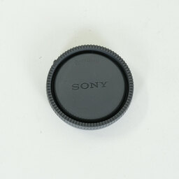SONY E 18-135mm F3.5-5.6 OSS SEL18135