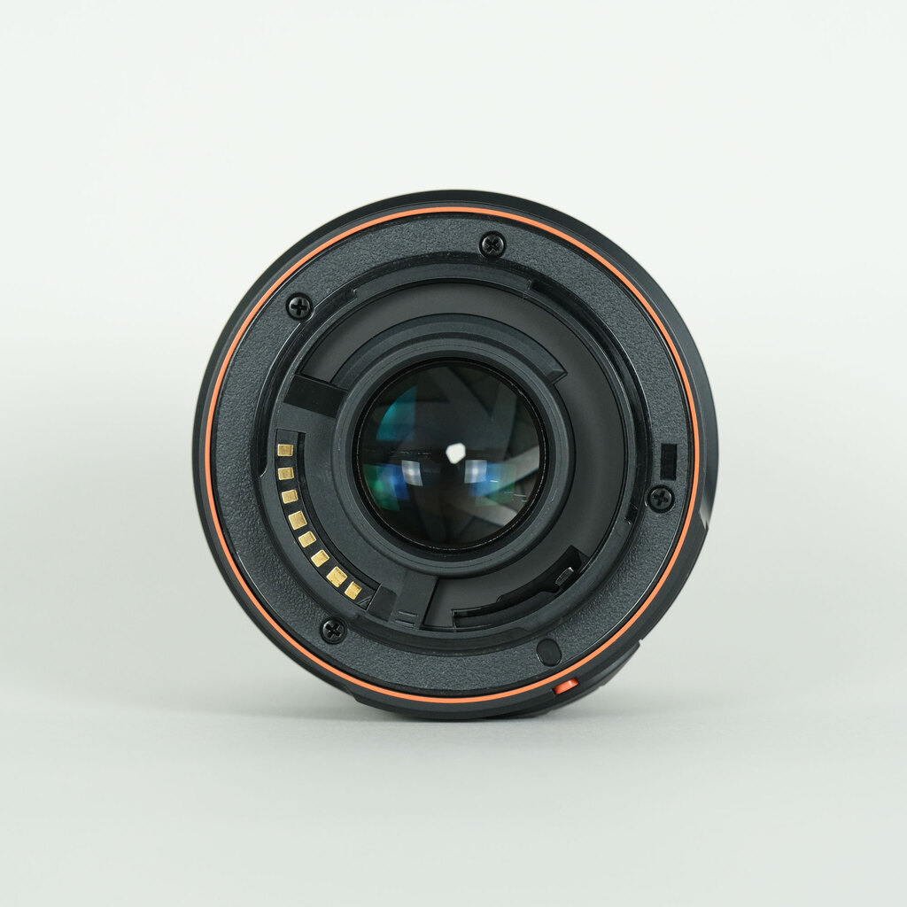 SONY DT 35mm F1.8 SAM SAL35F18の出品 | ONE SCENE（ワンシーン）