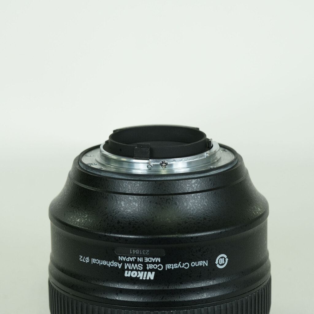 Nikon AF-S NIKKOR 58mm f/1.4G Nikon AF-S NIKKOR 58mm f/1.4G