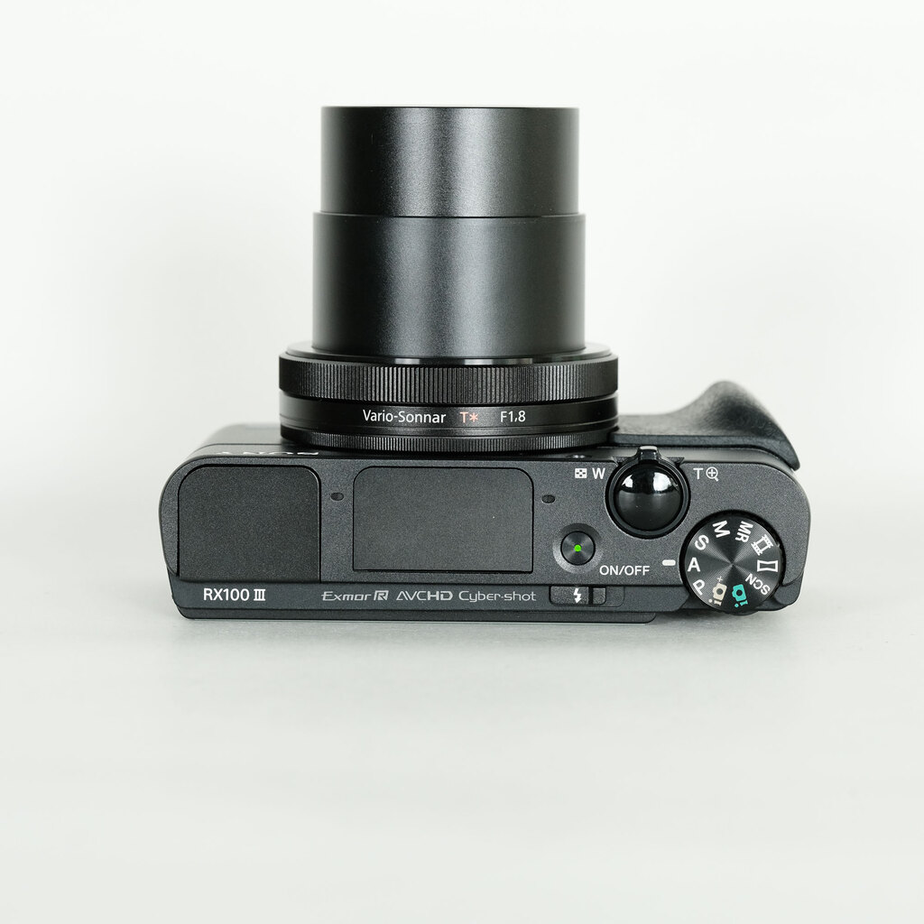 SONY Cyber-shot DSC-RX100M3