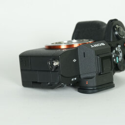 SONY α7 IV(ILCE-7M4) SONY α7 IV(ILCE-7M4)