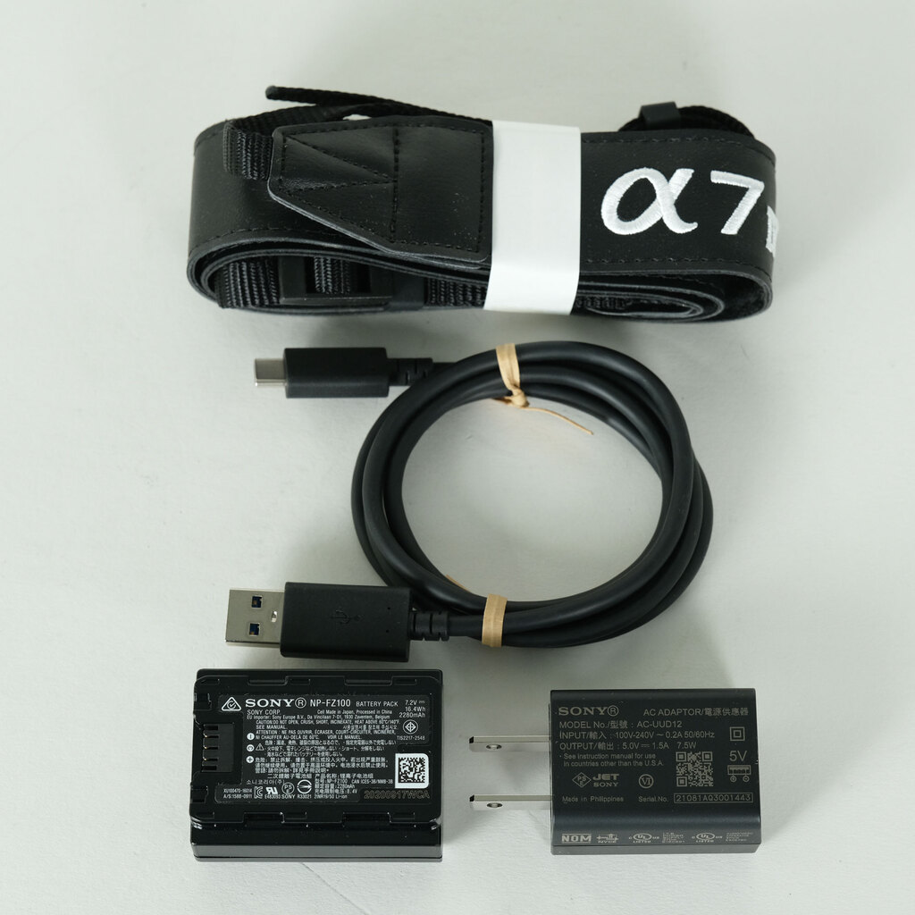 SONY α7 IV(ILCE-7M4) SONY α7 IV(ILCE-7M4)