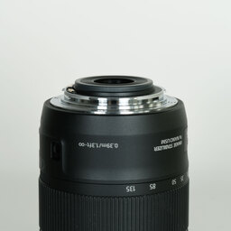Canon EF-S18-135mm F3.5-5.6 IS USM