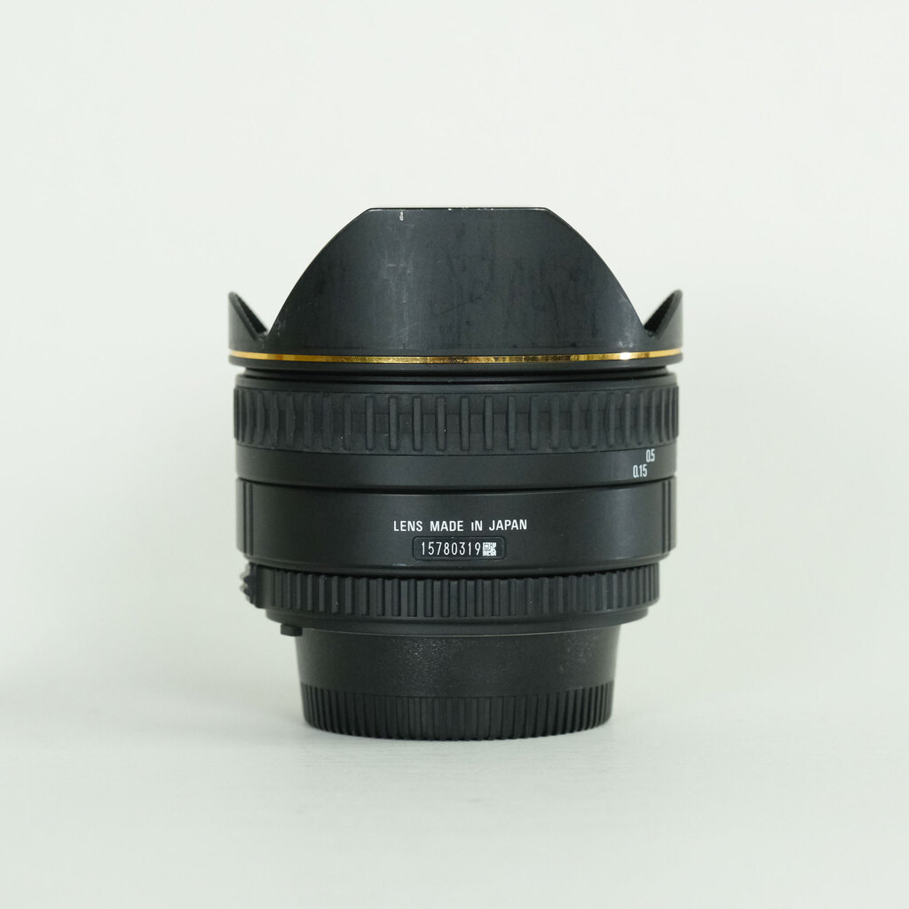SIGMA 15mm F2.8EX DG DIAGONAL FISHEYE (ニコンF用) SIGMA 15mm F2.8EX DG DIAGONAL FISHEYE (ニコンF用)