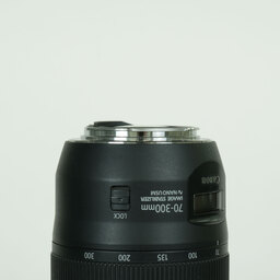 Canon EF70-300mm F4-5.6 IS II USM Canon EF70-300mm F4-5.6 IS II USM