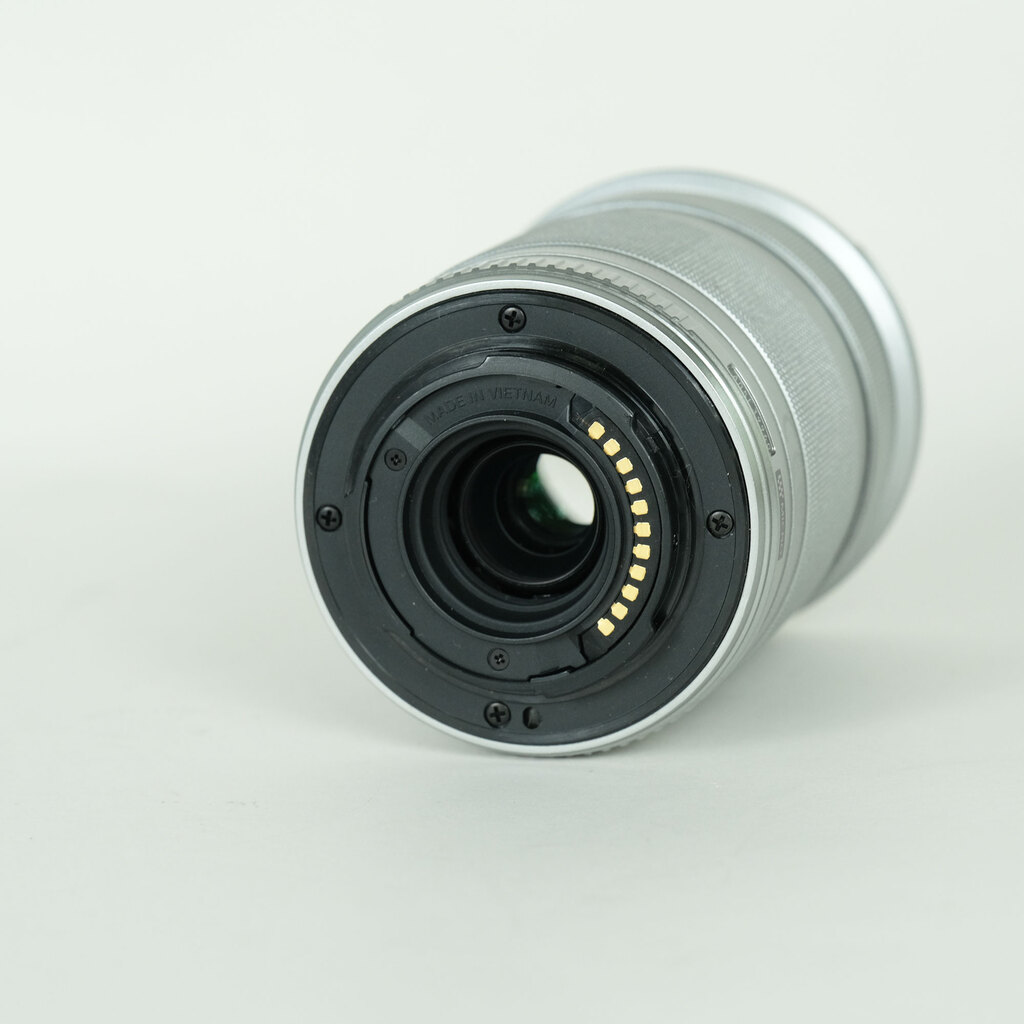 OLYMPUS M.ZUIKO DIGITAL ED 40-150mm F4.0-5.6 Rの出品 | ONE SCENE
