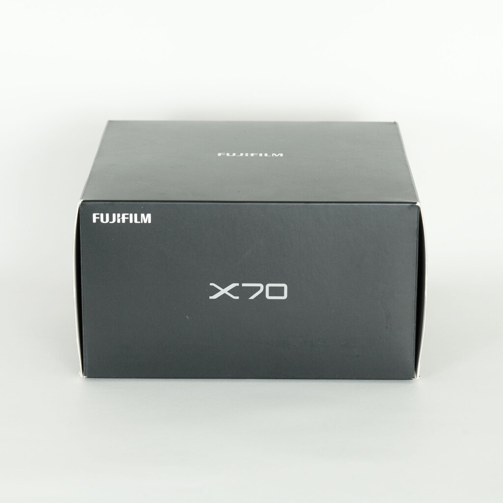 FUJIFILM X70 ブラック