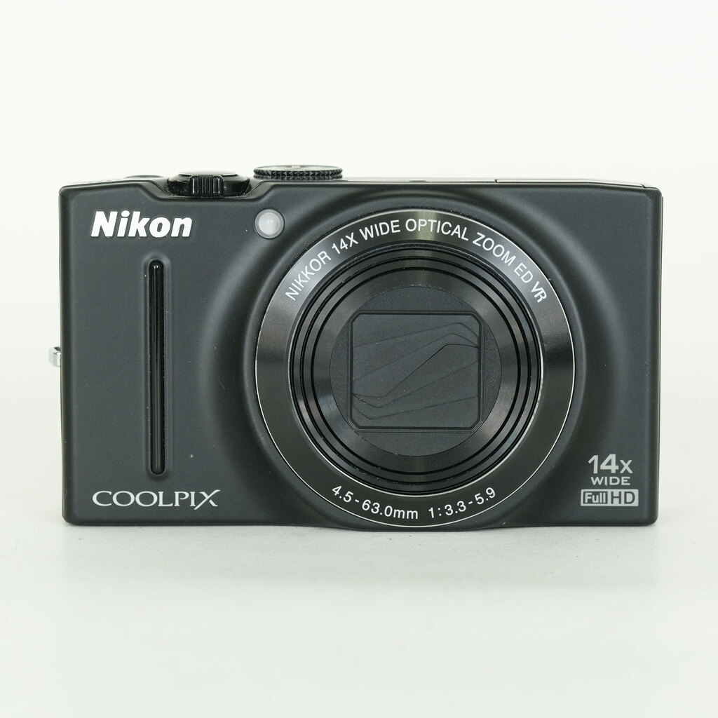 Nikon COOLPIX S8200 ノーブルブラック