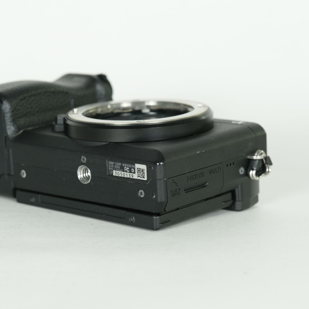 SONY α6300(ILCE-6300) SONY α6300(ILCE-6300)