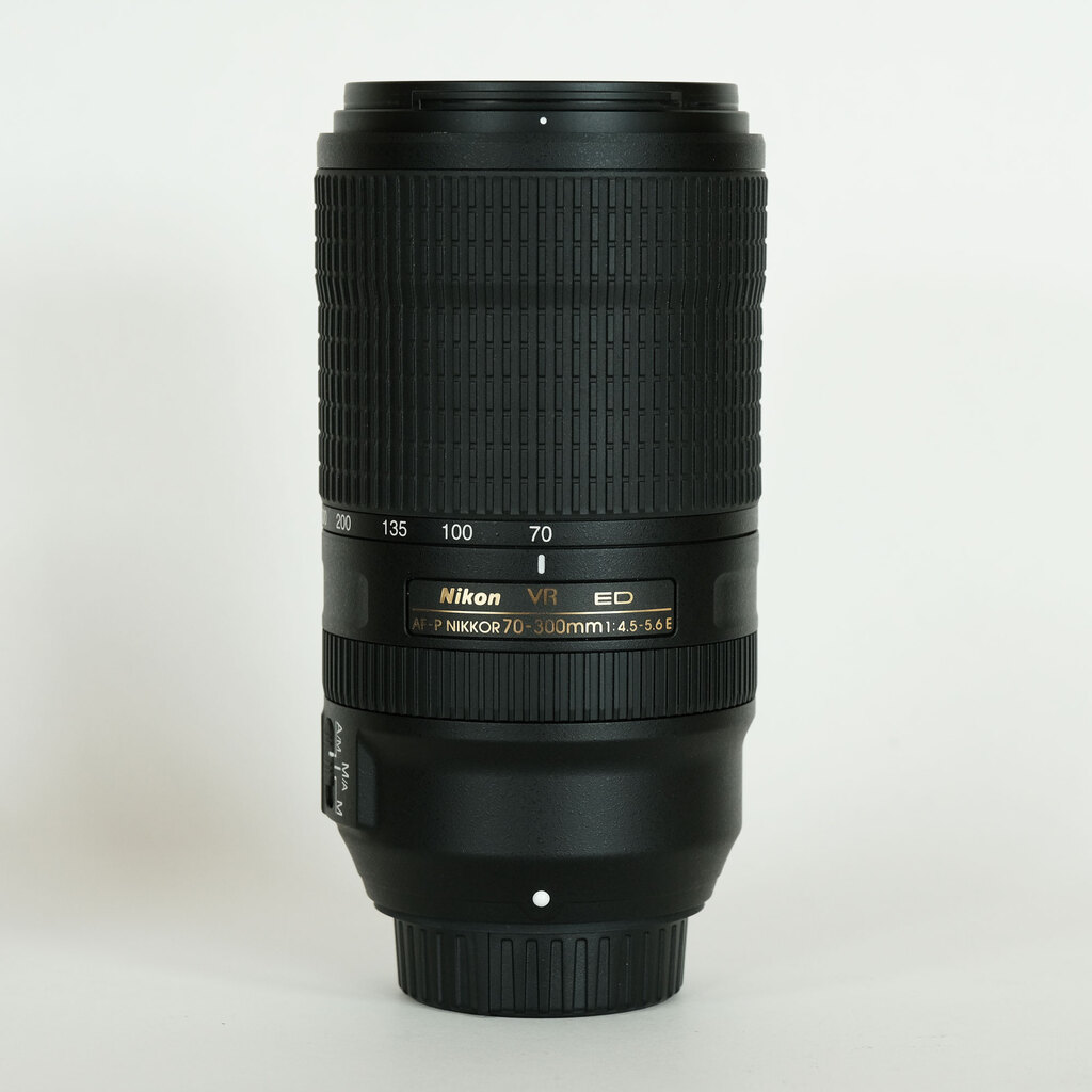 Nikon AF-P NIKKOR 70-300mm f/4.5-5.6E ED VRの出品 | ONE SCENE