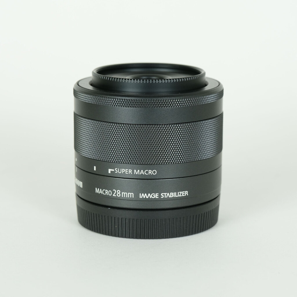 Canon EF-M28mm F3.5 マクロ IS STM