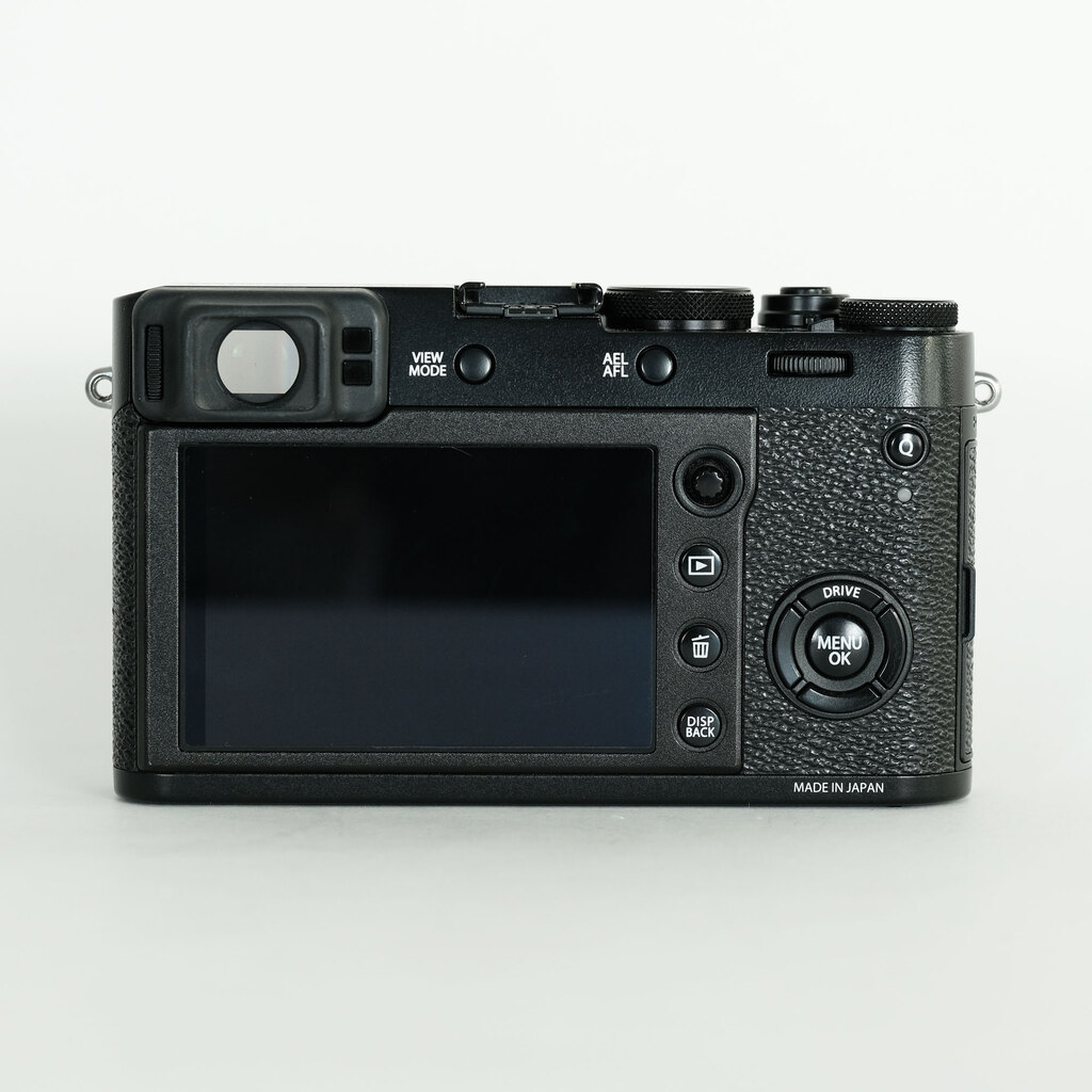 FUJIFILM X100F ブラック