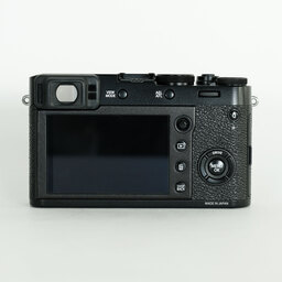 FUJIFILM X100F ブラック