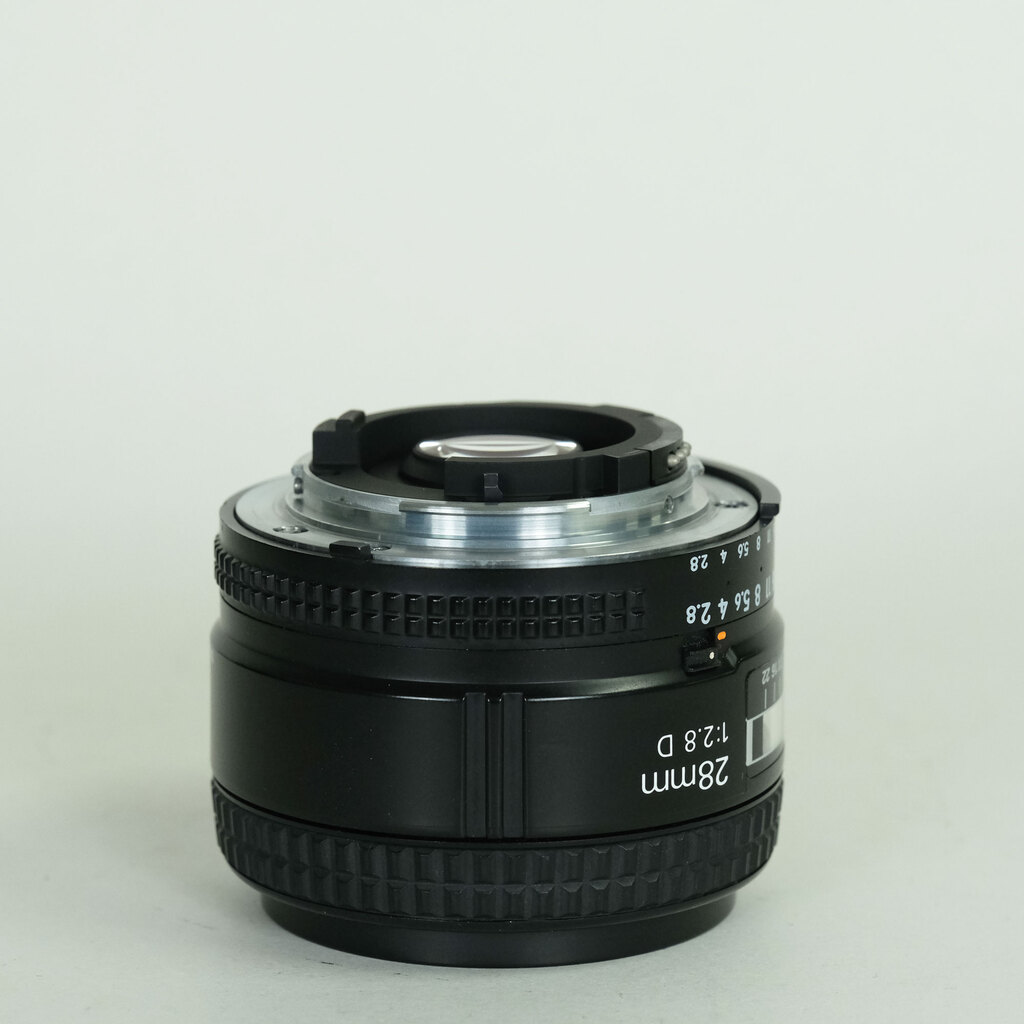 Nikon Ai AF Nikkor 28mm F2.8D