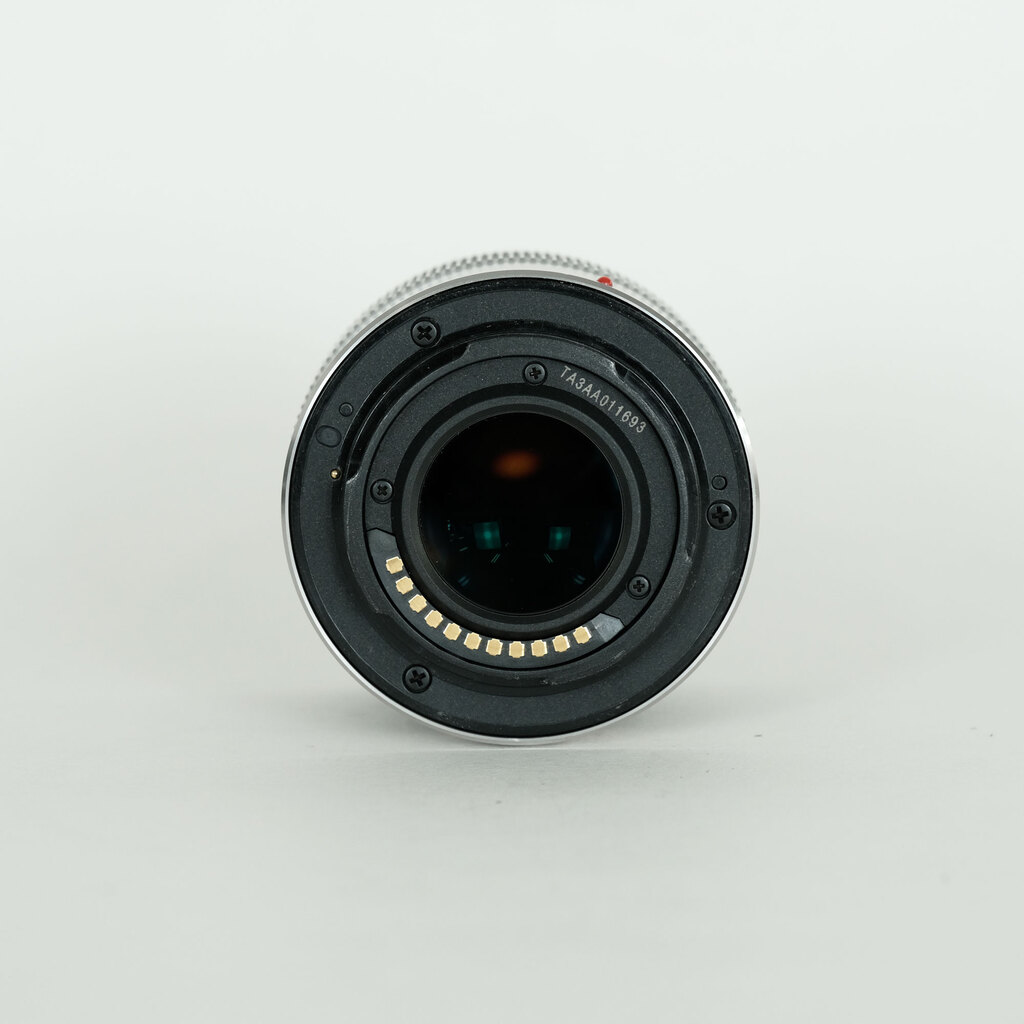 Panasonic LUMIX G VARIO 14-42mm F3.5-5.6II ASPH. MEGA O.I.S.  シルバー    H-FS1442A-S