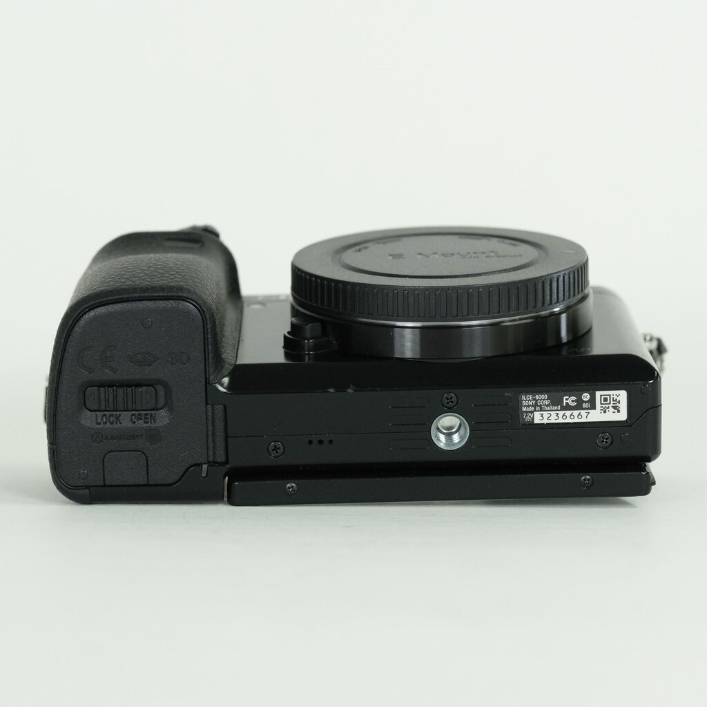 SONY α6000（ILCE-6000）