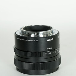 SIGMA 17mm F4 DG DN｜Contemporary [ソニーE用]