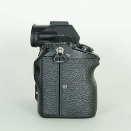 SONY α7 III（ILCE-7M3）