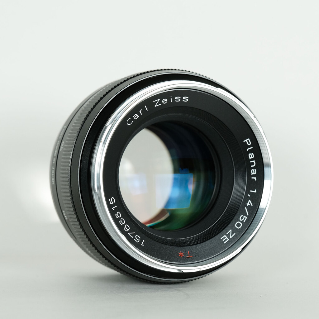 Carl Zeiss Planar T* 50mm F1.4 ZE [キヤノンEF用]