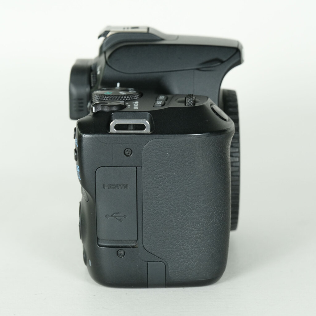 Canon EOS Kiss X10 [�{�f�B �u���b�N]