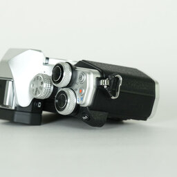 OLYMPUS OM-D E-M10 Mark II