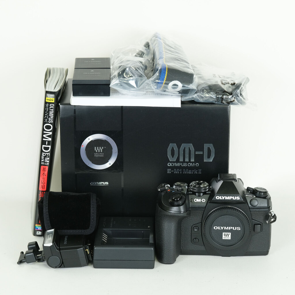 OLYMPUS OM-D E-M1 Mark II