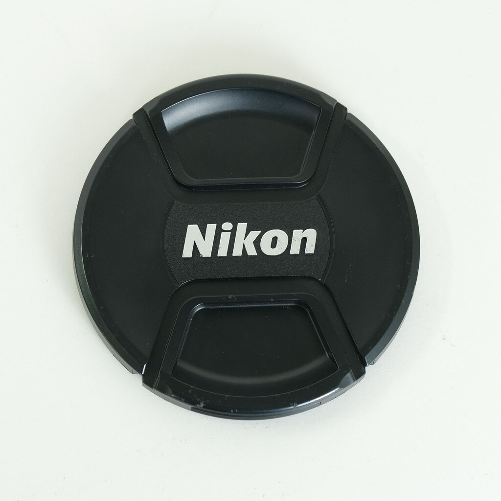 Nikon AF-S NIKKOR 200-500mm f/5.6E ED VR Nikon AF-S NIKKOR 200-500mm f/5.6E ED VR