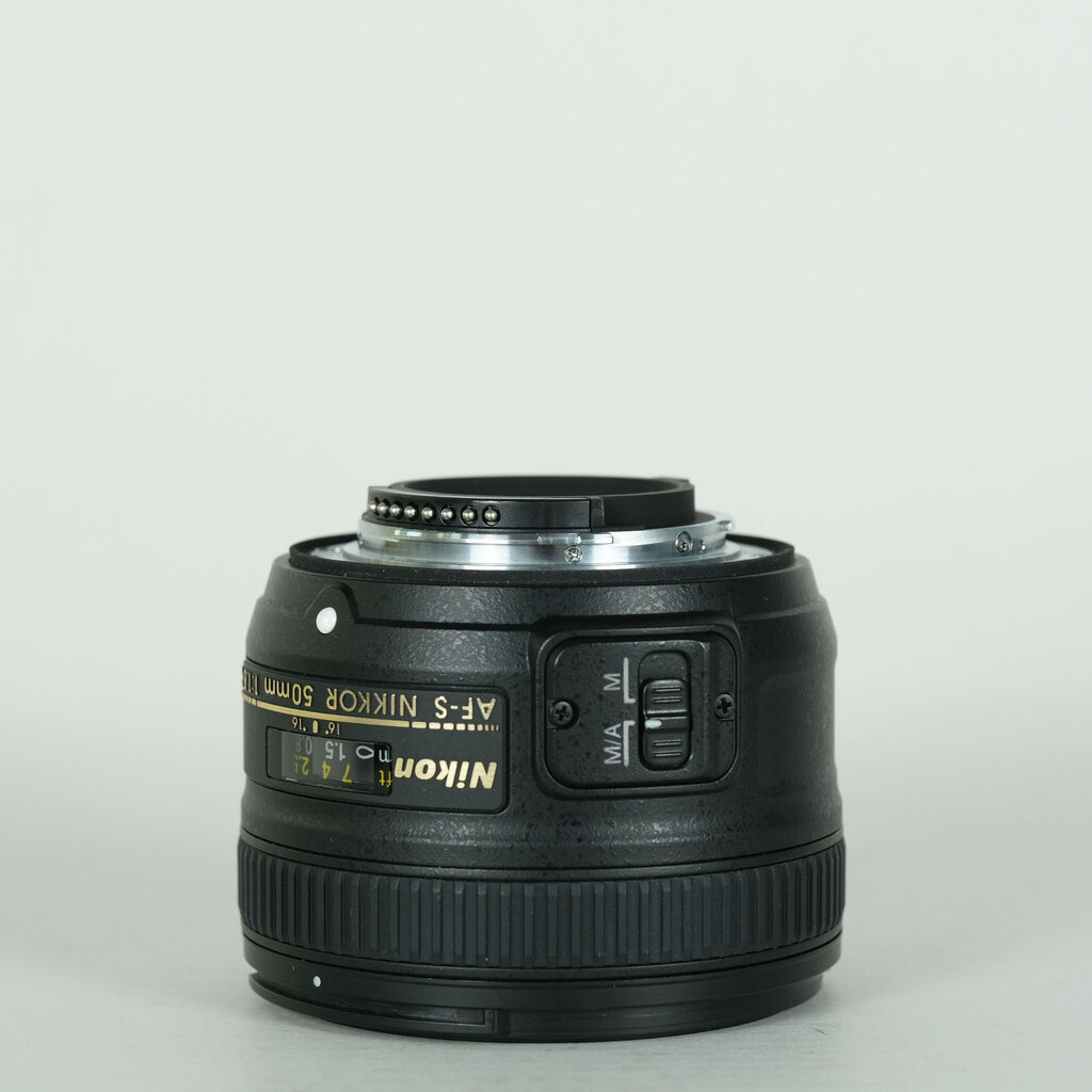 Nikon AF-S NIKKOR 50mm f/1.8Gの出品 | ONE SCENE（ワンシーン）