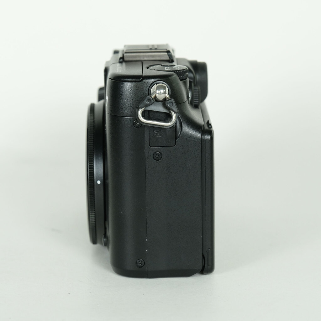 Nikon COOLPIX P7100 ブラック