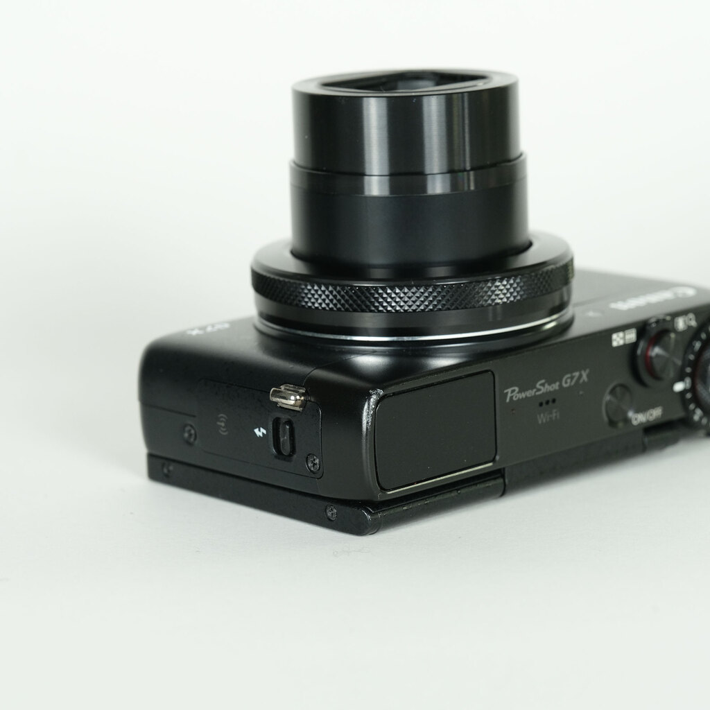 Canon PowerShot G7X