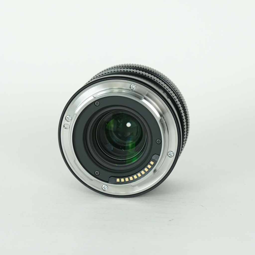 ライカＬ用のSIGMA45mmF2.8DG DN SIGMA 45mm F2.8 DG DN｜Contemporary [ライカL用]の出品 | ONE SCENE
