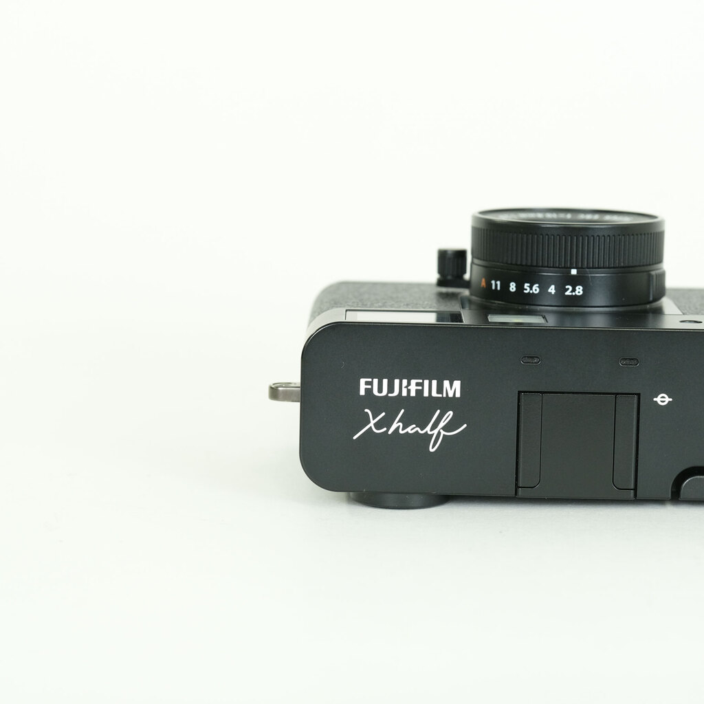 FUJIFILM X half X-HF1 FUJIFILM X half X-HF1