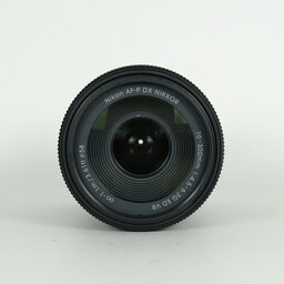 Nikon AF-P DX NIKKOR 70-300mm f/4.5-6.3G ED VR Nikon AF-P DX NIKKOR 70-300mm f/4.5-6.3G ED VR