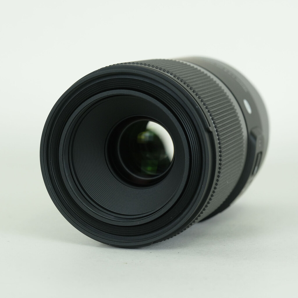 SIGMA 70mm F2.8 DG MACRO｜Art [ソニーE用]