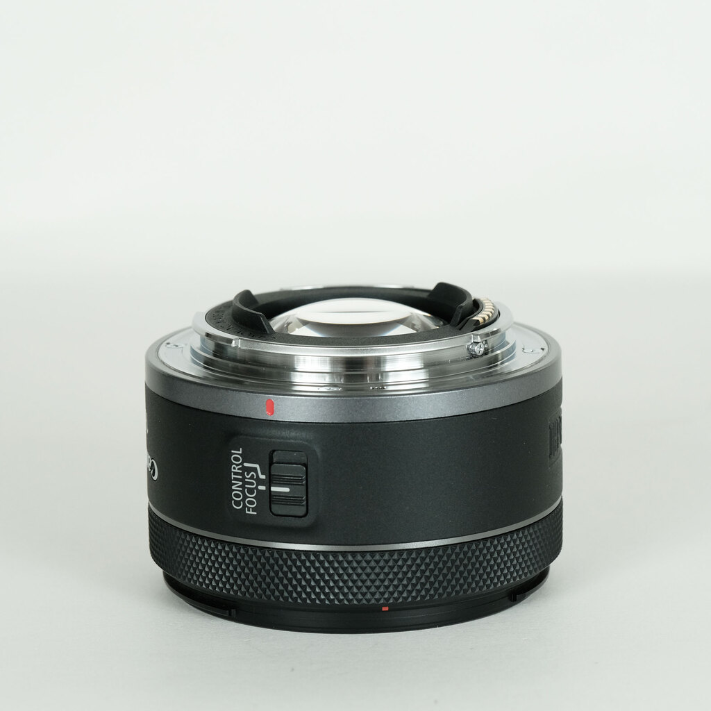 Canon RF16mm F2.8 STM