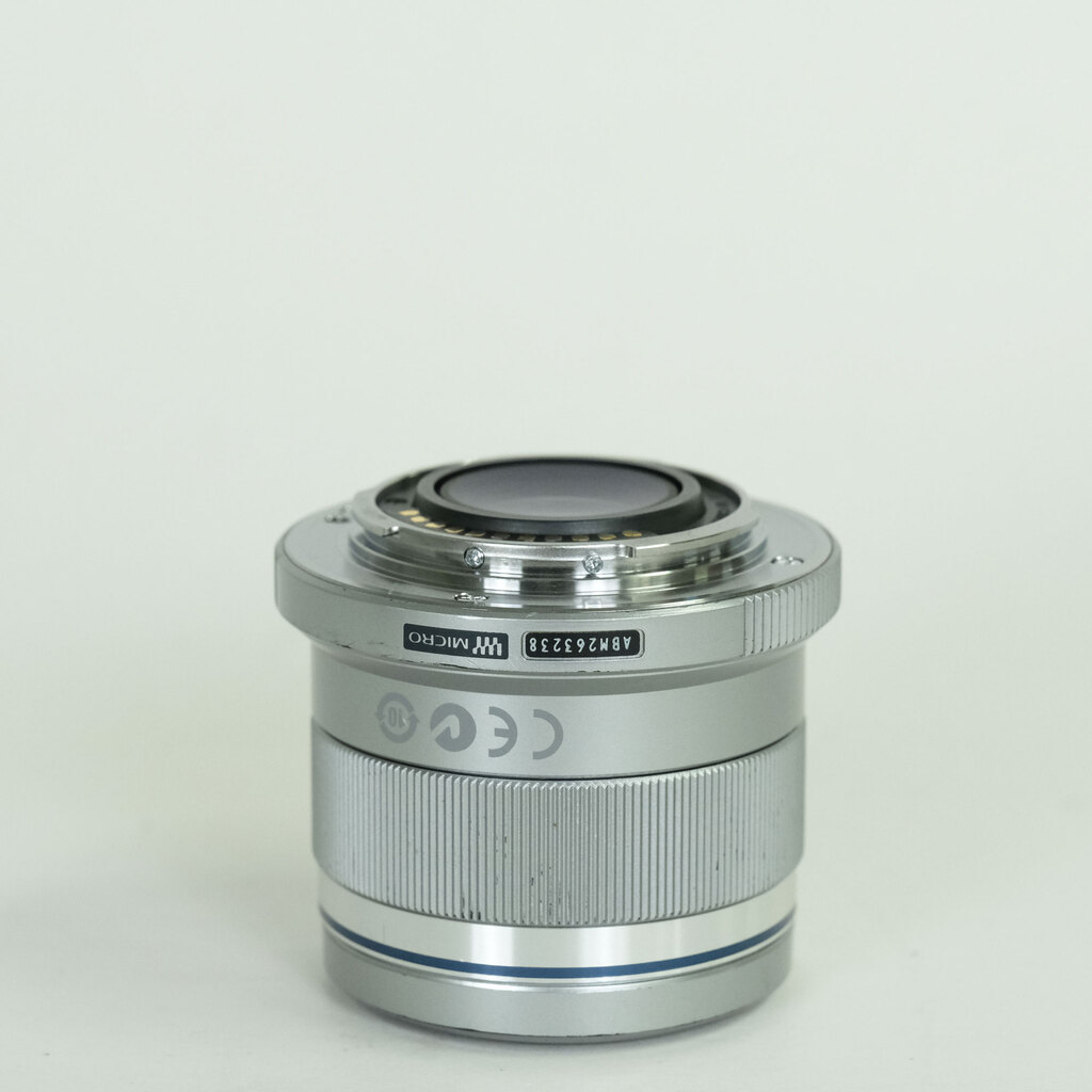 OLYMPUS M.ZUIKO DIGITAL 45mm F1.8