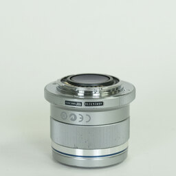 OLYMPUS M.ZUIKO DIGITAL 45mm F1.8