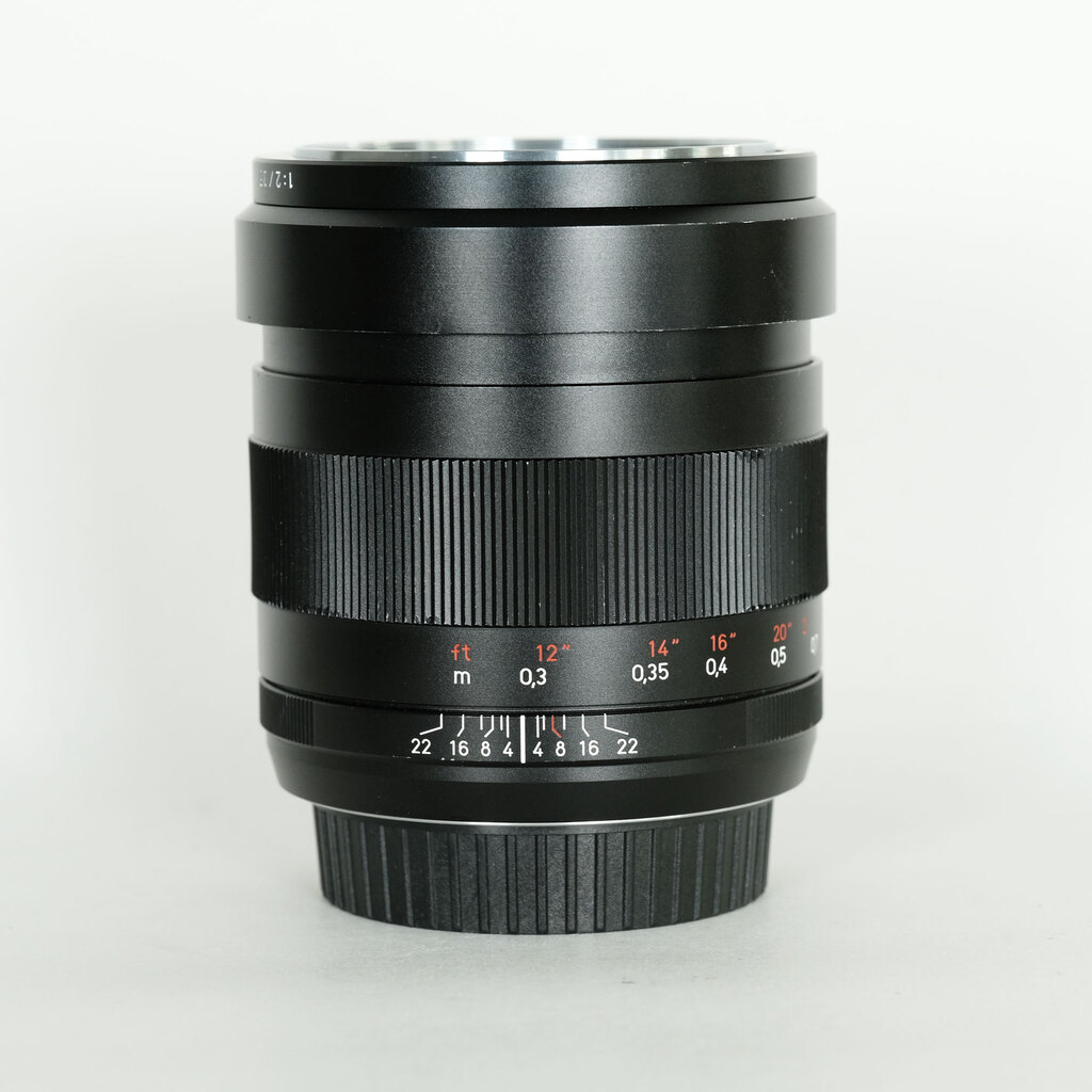 Carl Zeiss Distagon T* 35mm F2 ZE [キヤノンEF用]