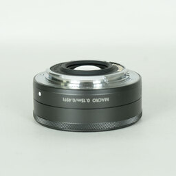 Canon EF-M22mm F2 STM