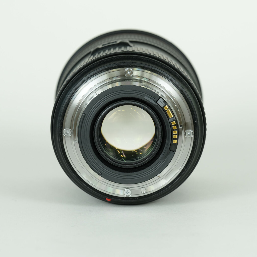 Canon EF24-70mm F2.8L II USM Canon EF24-70mm F2.8L II USM