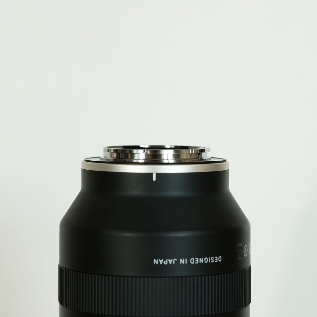 TAMRON 70-180mm F/2.8 Di III VXD (Model A056) [ ソニーE用 ]